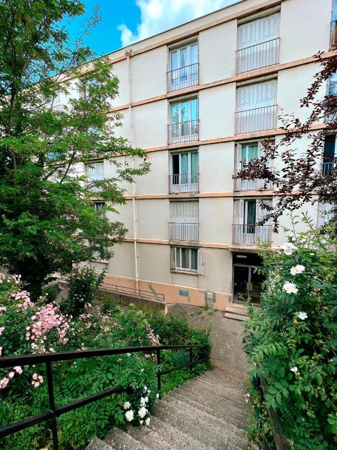 Appartement Spacieux Avec Balcon Saint-Fons Eksteriør billede